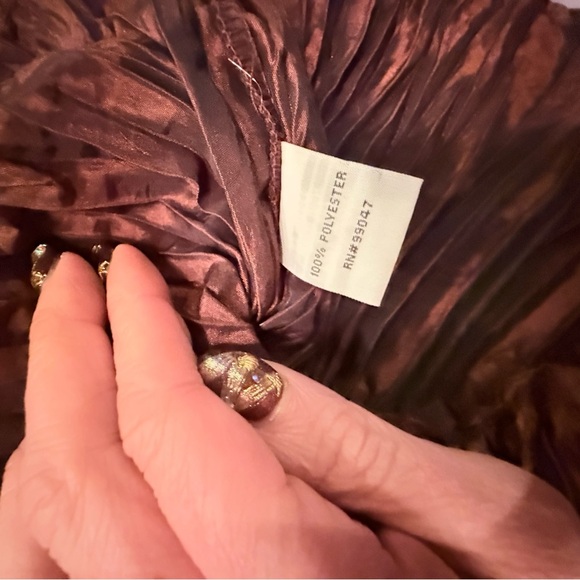 Jaipur Brown Sleeveless Ruched Blouse W/ Rhinestone Buttons Size Medium - Picture 5 of 9